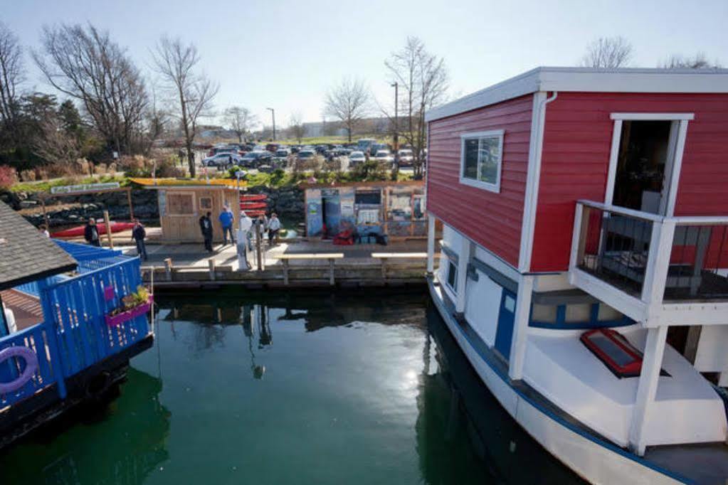 Fisherman'S Wharf Bed & Breakfast ビクトリア エクステリア 写真