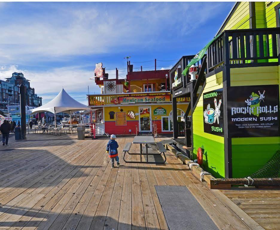 Fisherman'S Wharf Bed & Breakfast ビクトリア エクステリア 写真